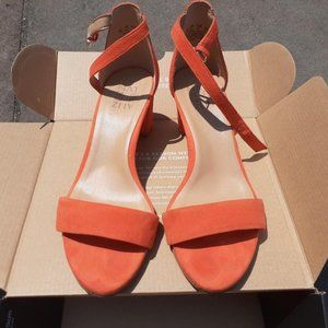 Naturalizer Vera Sandals Orange Suede Leather Size 7M Ankle Strap Comfort Dress